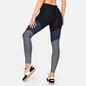 Outdoor Voices Black Color Block 7/8 Leggings